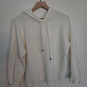 Cream Hooded Sweater – Size L – New Without Tags – Cozy & Soft!